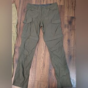 Eddie Bauer Men's Olive Zip-Off Cargo Pants